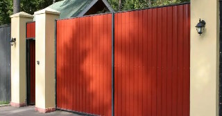 Купить ворота из профнастила Лесной, цена от 4093 руб.